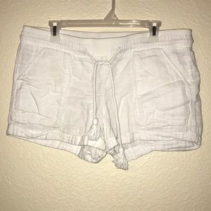 Rewind Large White Stretchy Shorts